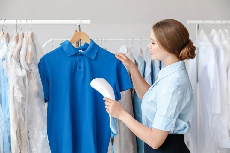 How to Use a Garment Steamer: A Quick & Easy Guide