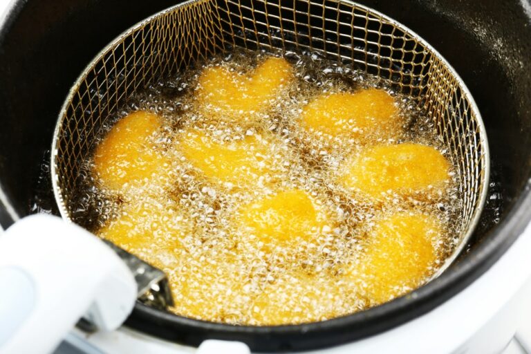 How to Clean a Deep Fat Fryer: A Quick Guide