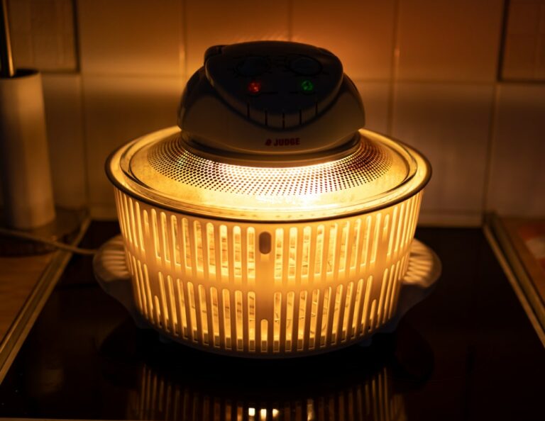 How to Use a Halogen Oven: Cooking Tips for Beginners