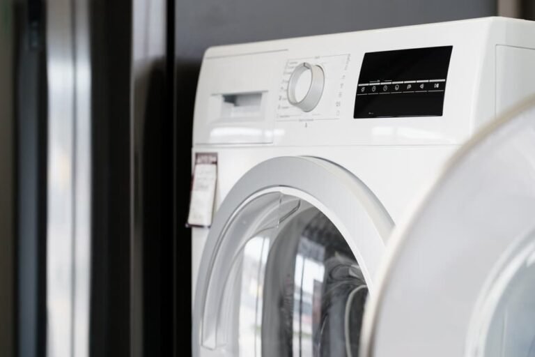 Laundry Tech: What Is a Heat Pump Tumble Dryer?