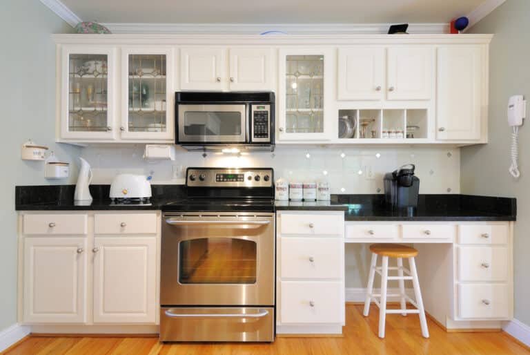 A Step-By-Step Guide on How to Organise Kitchen Cabinets