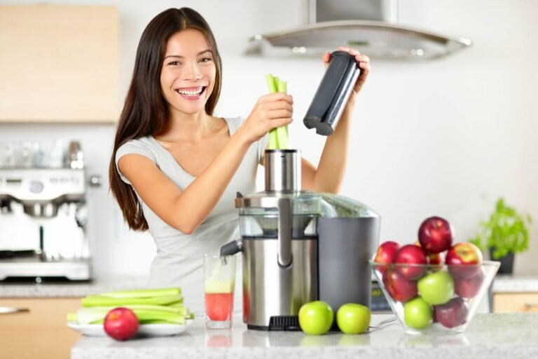 How to Use a Juicer: 9 Simple Juicing Directions
