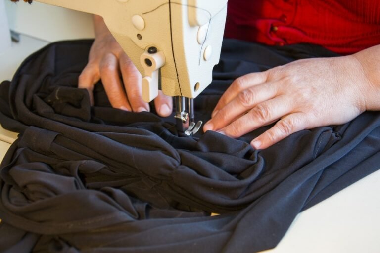 Learn How to Make Blackout Curtains the Right Way