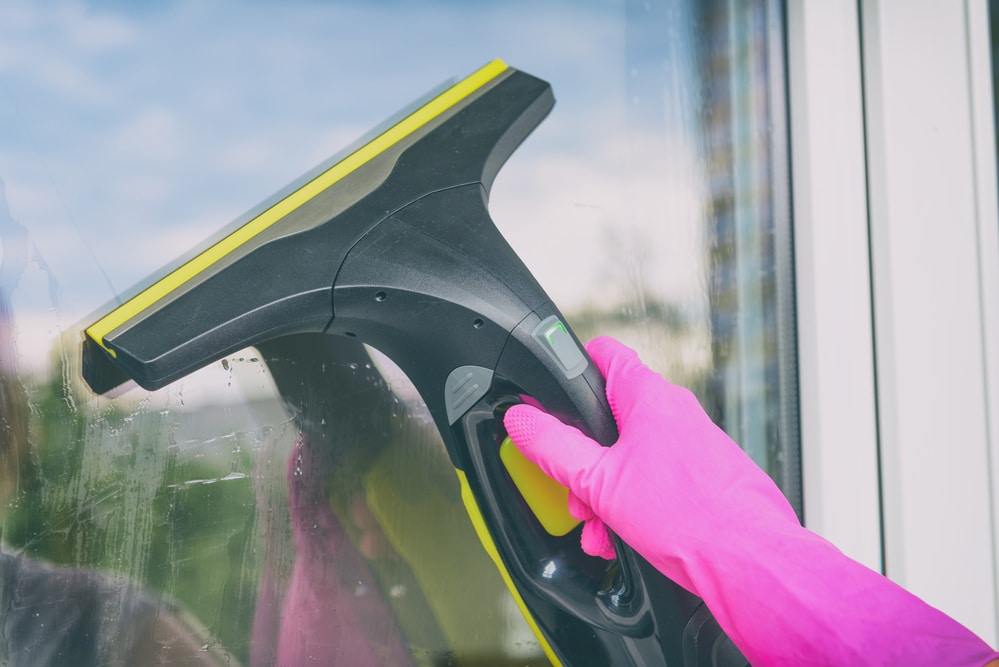 How to Use a Window Vac The Complete Guide House Happy