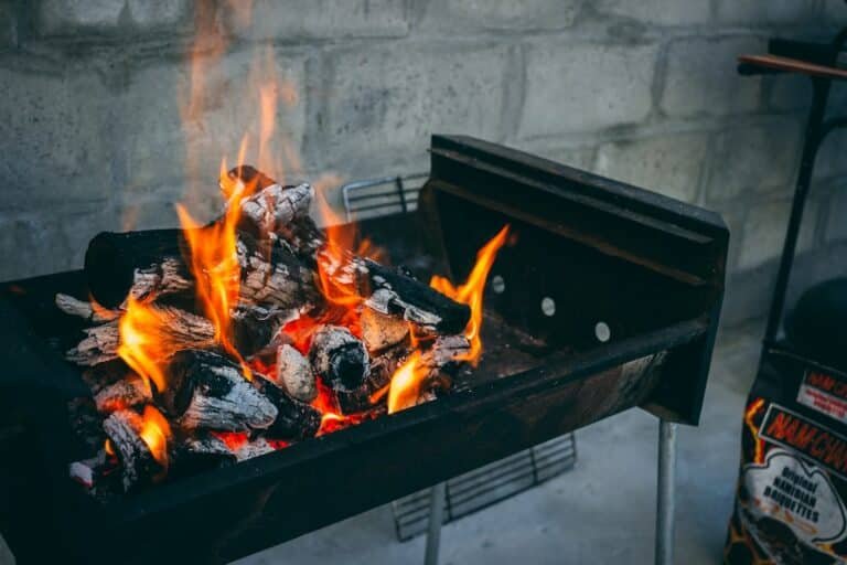 How to Put Out a Charcoal BBQ Safely: A Step-by-Step Guide