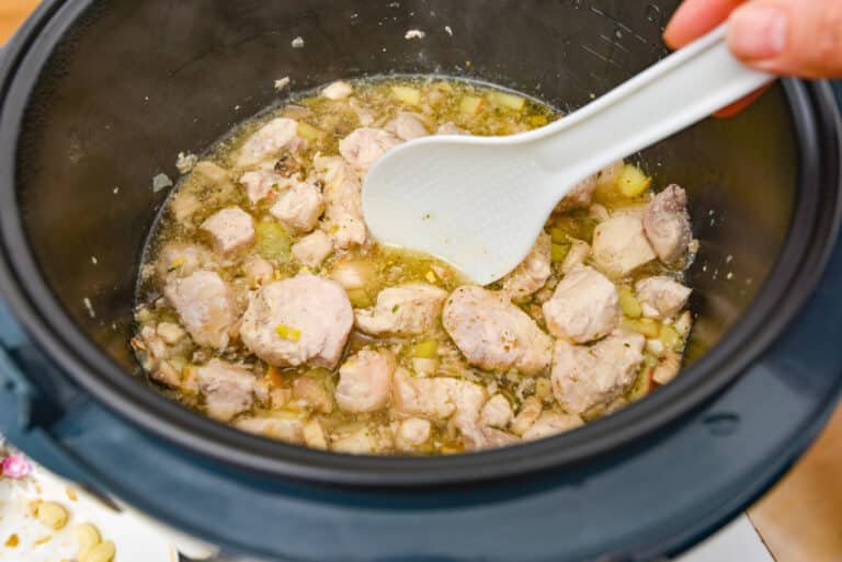 Hearty Meals: How to Make Stew in a Slow Cooker