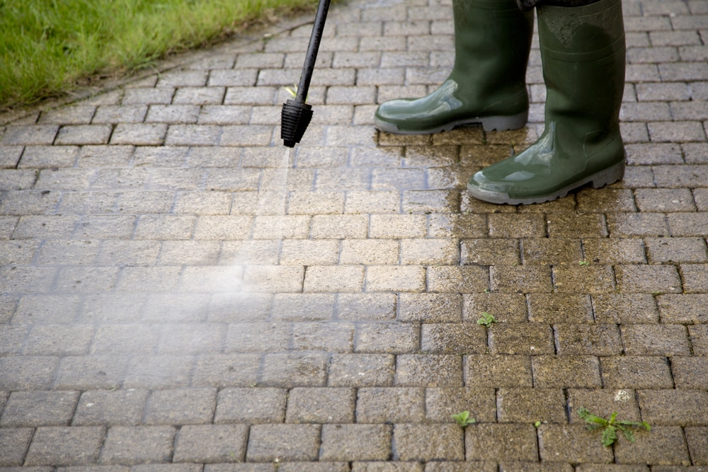 how to unclog a pressure washer