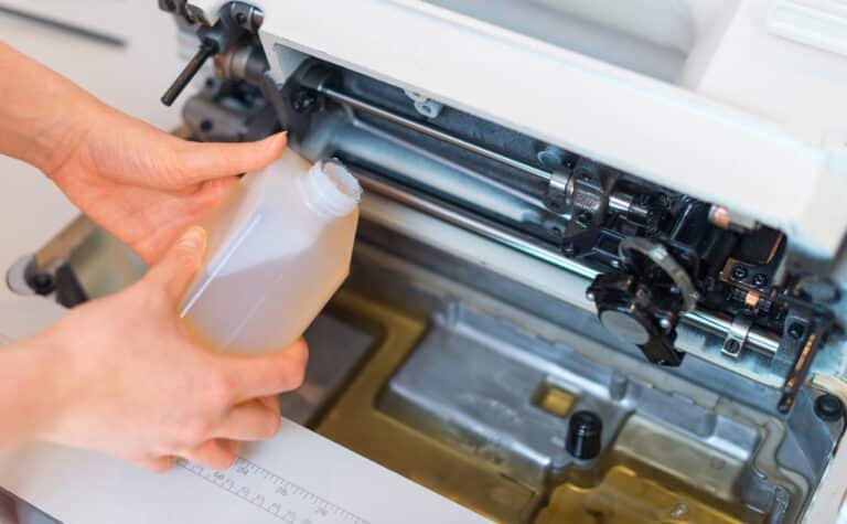 How to Clean and Oil a Sewing Machine: A Step-by-Step Guide