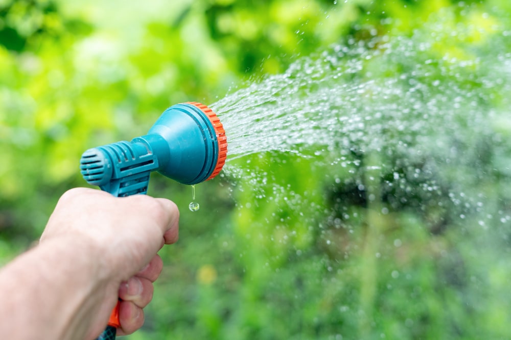 How to Fix a Garden Hose Spray Nozzle