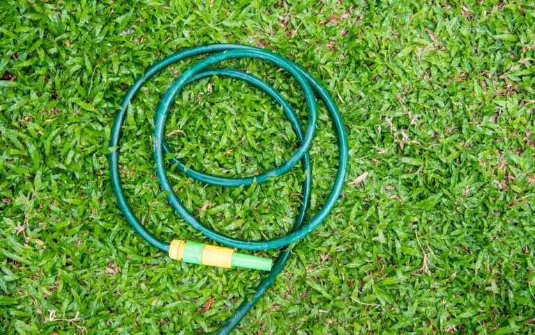 How to Store a Garden Hose Without Breaking the Bank