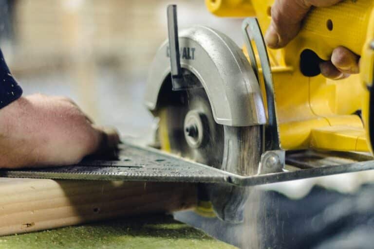 Saw This Coming: How to Cut Straight With a Circular Saw