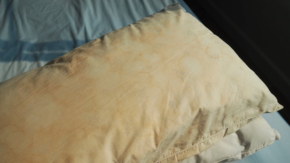 old beddings that had discolouration over time
