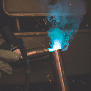 welding a stainless steel pipe