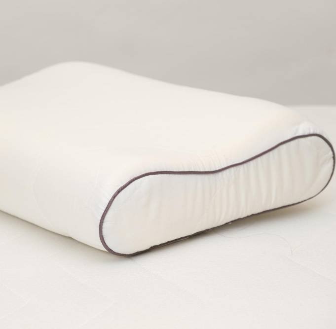 Memory Foam Pillows vs Latex Which Is the Better Choice? House Happy